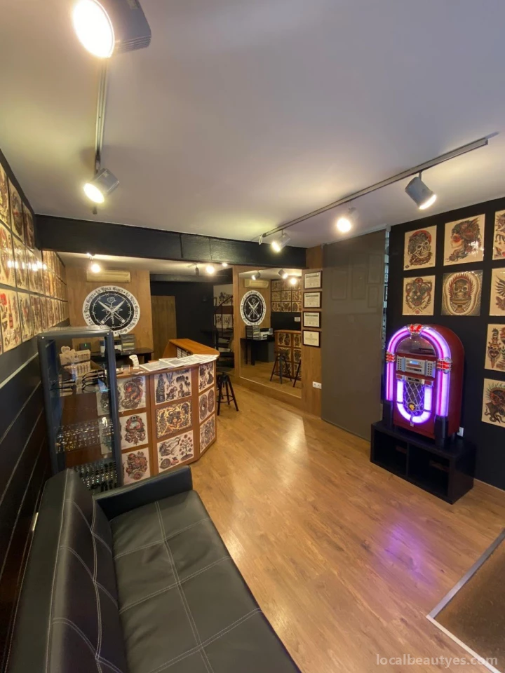 La Rosa Negra Tattoo Shop Elche
